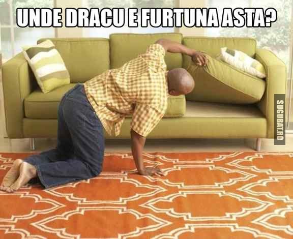 Unde dracu e furtuna asta?