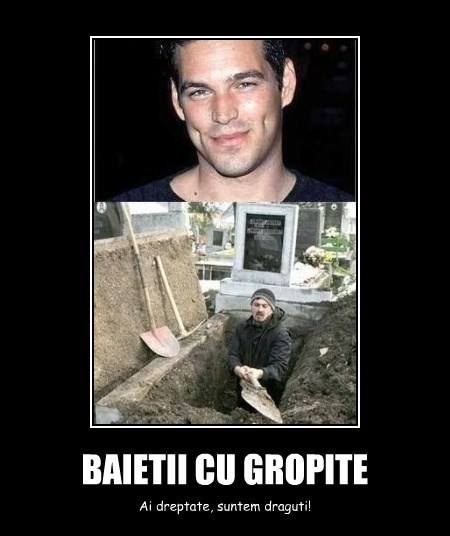 Baietii cu gropite